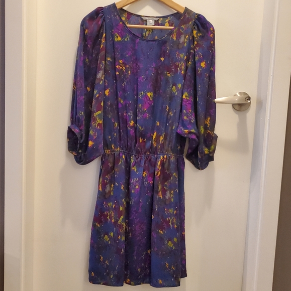 Dress - Picture 1 of 3